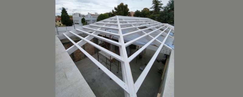 Un'impresa edile o una ditta di ristrutturazione affidabile per progetti chiavi in mano a Treviso, Modena o Trieste? Fratelli Marchetti offre ristrutturazioni casa, ristrutturazioni interni, ristrutturazione facciate e costruzioni per abitazioni e locali commerciali. Siamo tra le migliori imprese ristrutturazione con soluzioni personalizzate per le tue esigenze. Affidati a noi per progetti di costruzioni chiavi in mano e ristrutturazioni complete nella tua zona